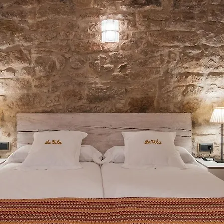 La Argencola, A La Catalunya Villa