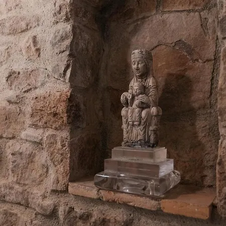 La Argencola, A La Catalunya Villa *