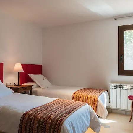 La Argencola, A La Catalunya Villa