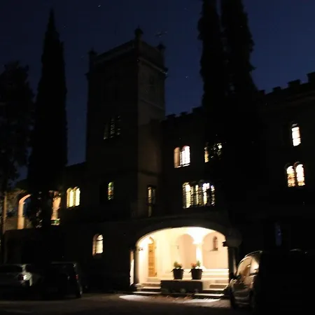 Villa La Argencola, A La Catalunya